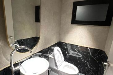 Lucent Residence @ twentyfive.7