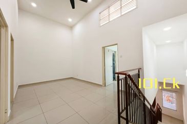 Taman Ehsan Jaya, Pendamaran