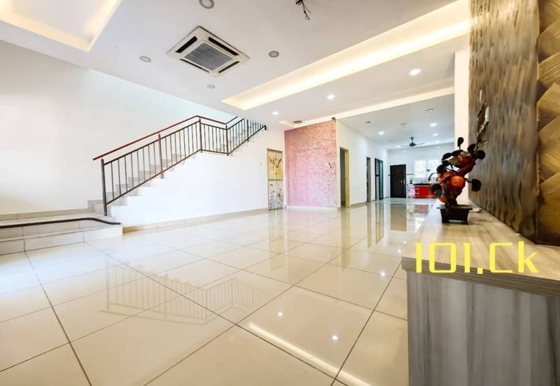 Taman Ehsan Jaya, Pendamaran