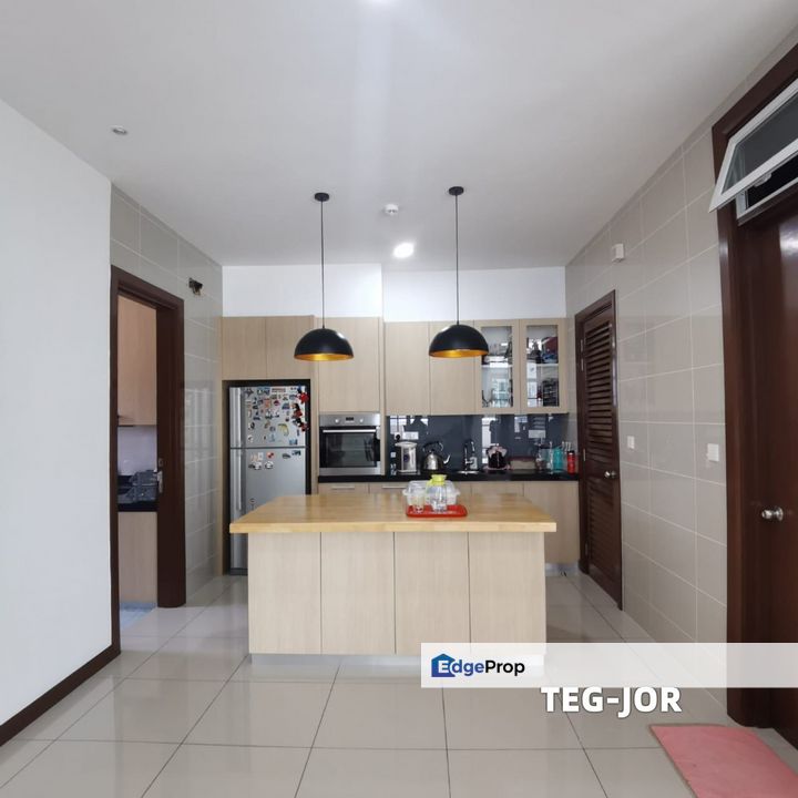 Setia Tropika Elizabeth Falls 2-Storey Semi-D with Basement Renovated, Selangor, Setia Eco Park