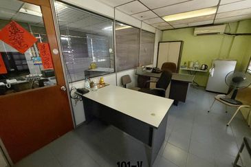 Batu 5 1/2, Off Jalan Meru