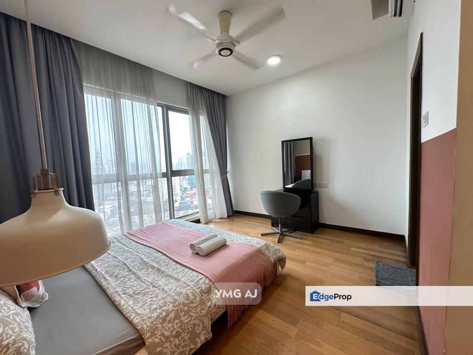 Regalia Residence The Sky Pool Suite Renovated Furnished Super Value , Kuala Lumpur, KL City