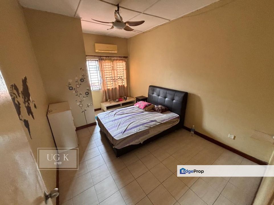 Seksyen 32 Berjaya Park 2-Storey Extended Good Condition Super Value , Selangor, Shah Alam