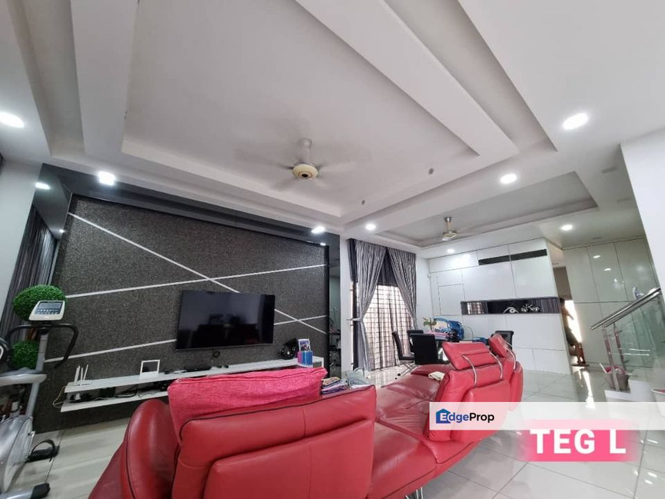 Bandar Sungai Emas Banting 2-Storey Semi-D Renovated Good Condition, Selangor, Banting