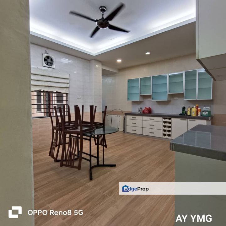 Taman Menara Maju 2-Storey Semi-D Facing Open Renovated Good Condition, Selangor, Klang