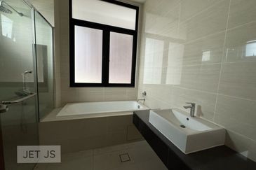 Grandezza @ Eco Sanctuary