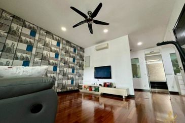 Duta Villa, Setia Alam