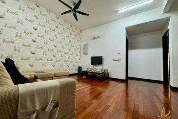 Duta Villa, Setia Alam