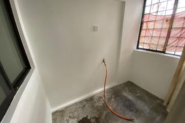 Pangsapuri Perdana, Seksyen 13