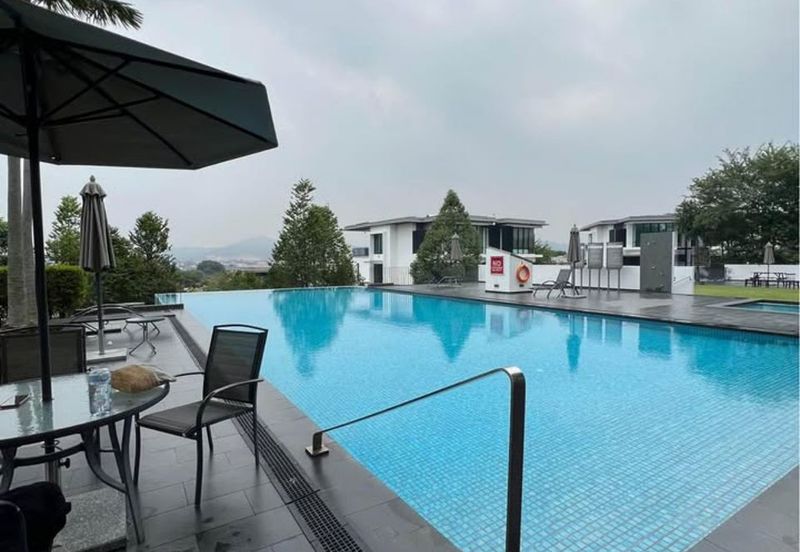 Duta Villa, Setia Alam