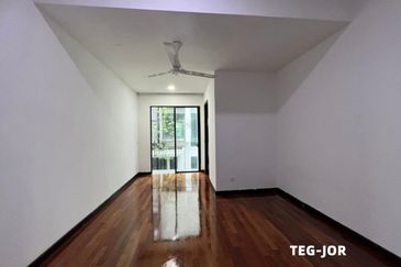 Duta Villa, Setia Alam