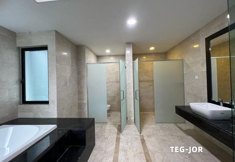 Duta Villa, Setia Alam