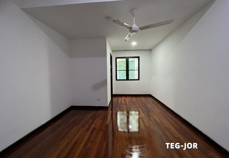 Duta Villa, Setia Alam