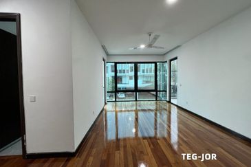 Duta Villa, Setia Alam