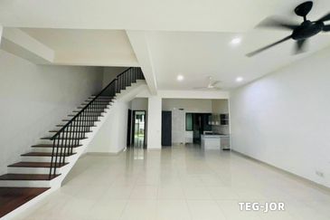 Duta Villa, Setia Alam