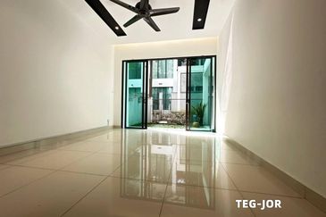 Duta Villa, Setia Alam