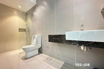 Duta Villa, Setia Alam