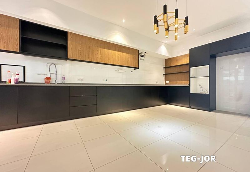 Duta Villa, Setia Alam