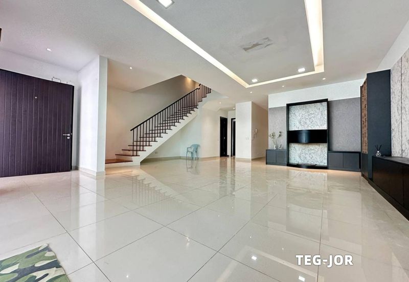 Duta Villa, Setia Alam