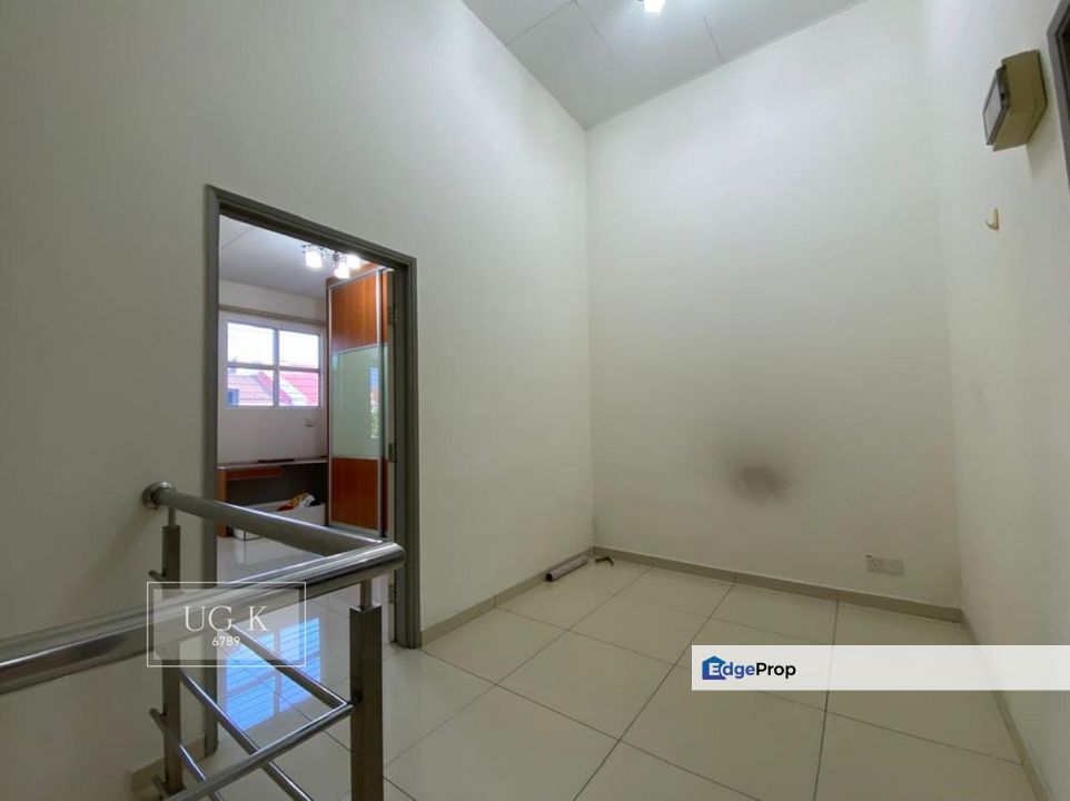 Taman Bayumas Bayu Perdana 2-Storey Extended Renovated Good Condition Super Value , Selangor, Klang