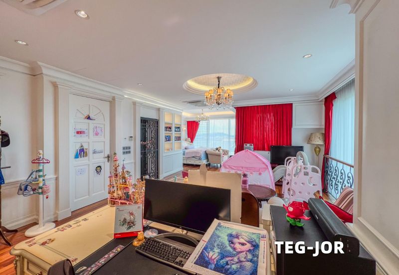 Duta Villa, Setia Alam