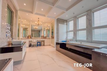 Duta Villa, Setia Alam