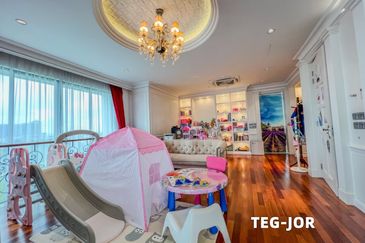 Duta Villa, Setia Alam