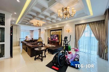 Duta Villa, Setia Alam