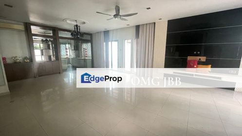 Kota Kemuning 3-Storey Bungalow Good Condition Super Value Best Buy , Selangor, Shah Alam