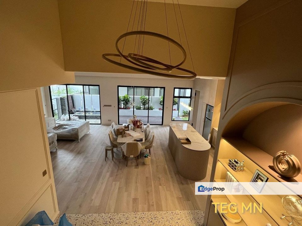 Dalia Residence 2-Storey Semi-D Renovated Ready Move In Super Value, Selangor, Telok Panglima Garang