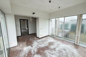 Taman Saujana Puchong