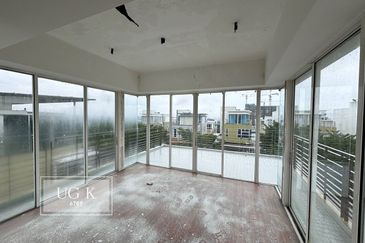 Taman Saujana Puchong