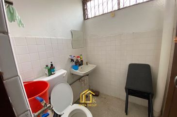 Seksyen 4, Shah Alam