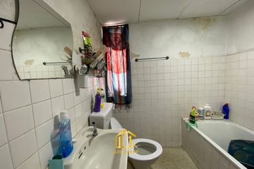 Seksyen 4, Shah Alam