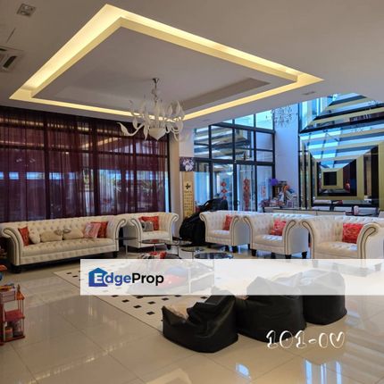 3 Storey Bungalow Laman Villa Pekan Baru Klang Corner House with private lift , Selangor, Klang