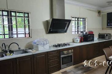 Port Klang (Pelabuhan Klang)