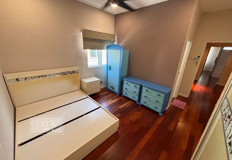 Jalan Cemara, Bandar Botanik