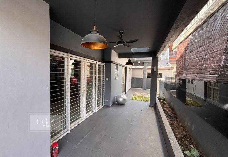 Jalan Cemara, Bandar Botanik