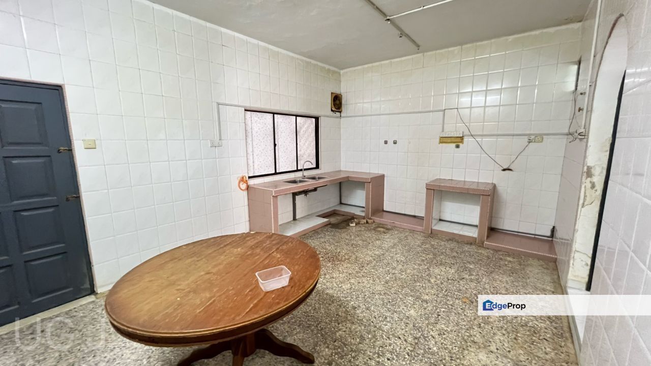 Taman Klang Utama Solok Sungai Keramat 2-Storey 18x55 Good Condition , Selangor, Klang