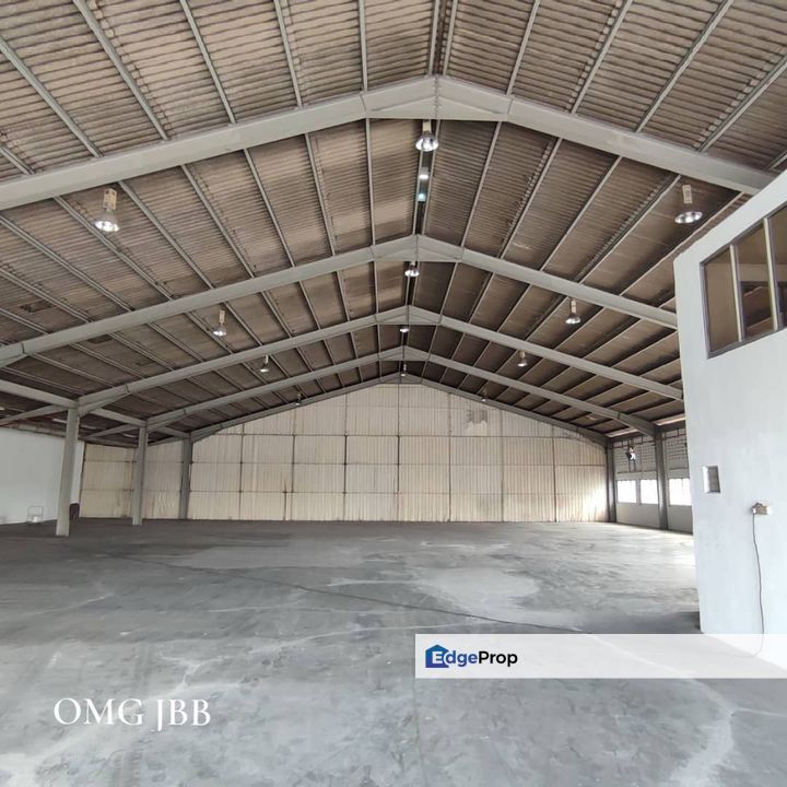 Bukit Kemuning Shah Alam Factory Warehouse 300Amps Good Condition , Selangor, Shah Alam