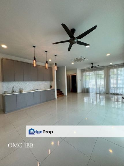 Kemuning Greenhills 2-Storey Semi-D 48x70 Basic Unit Good Condition , Selangor, Shah Alam