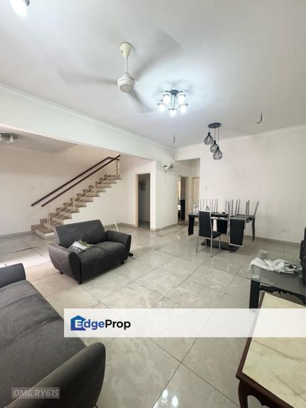 Kota Bayuemas Klang 2-Storey 22x70 Basic Unit Good Condition Super Value , Selangor, Klang
