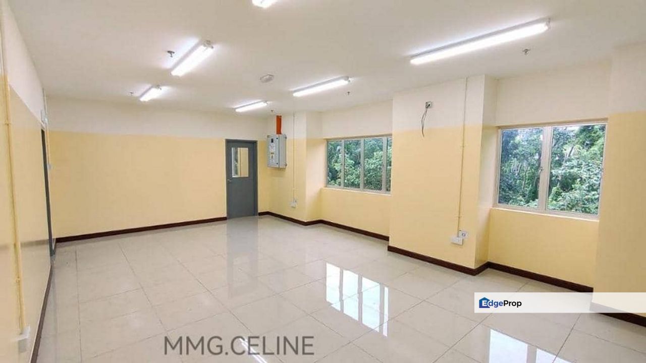 Meru Klang Warehouse 5.5acres 600amps Good Condition Super Value , Selangor, Klang