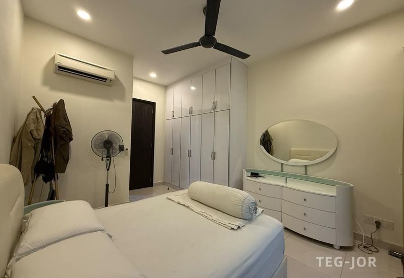 Duta Villa, Setia Alam