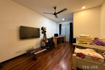 Duta Villa, Setia Alam