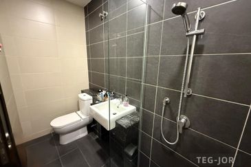 Duta Villa, Setia Alam