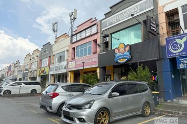 Section 13 (Seksyen 13)