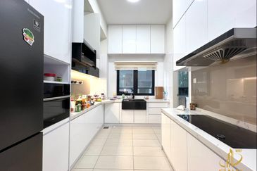 Dalia Residences @ Tropicana Aman