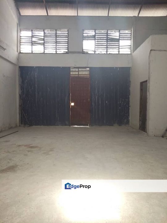 Meru 1.5 Storey Link Factory Light Industrial 25x80 with CF Good Condition , Selangor, Klang