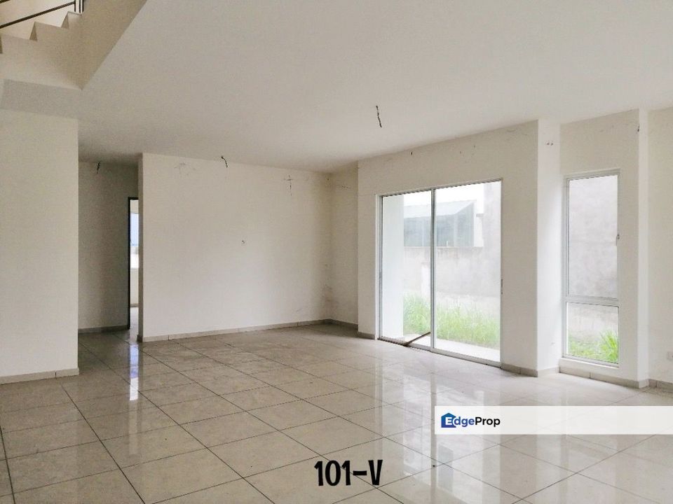 Rosa 2 Jaromas Jenjarom 2-Storey Semi-D 37x85 Basic Unit Good Condition Super Value , Selangor, Jenjarom